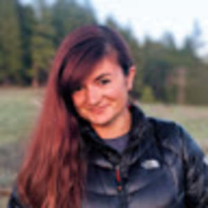 Meet your Posher, Simone